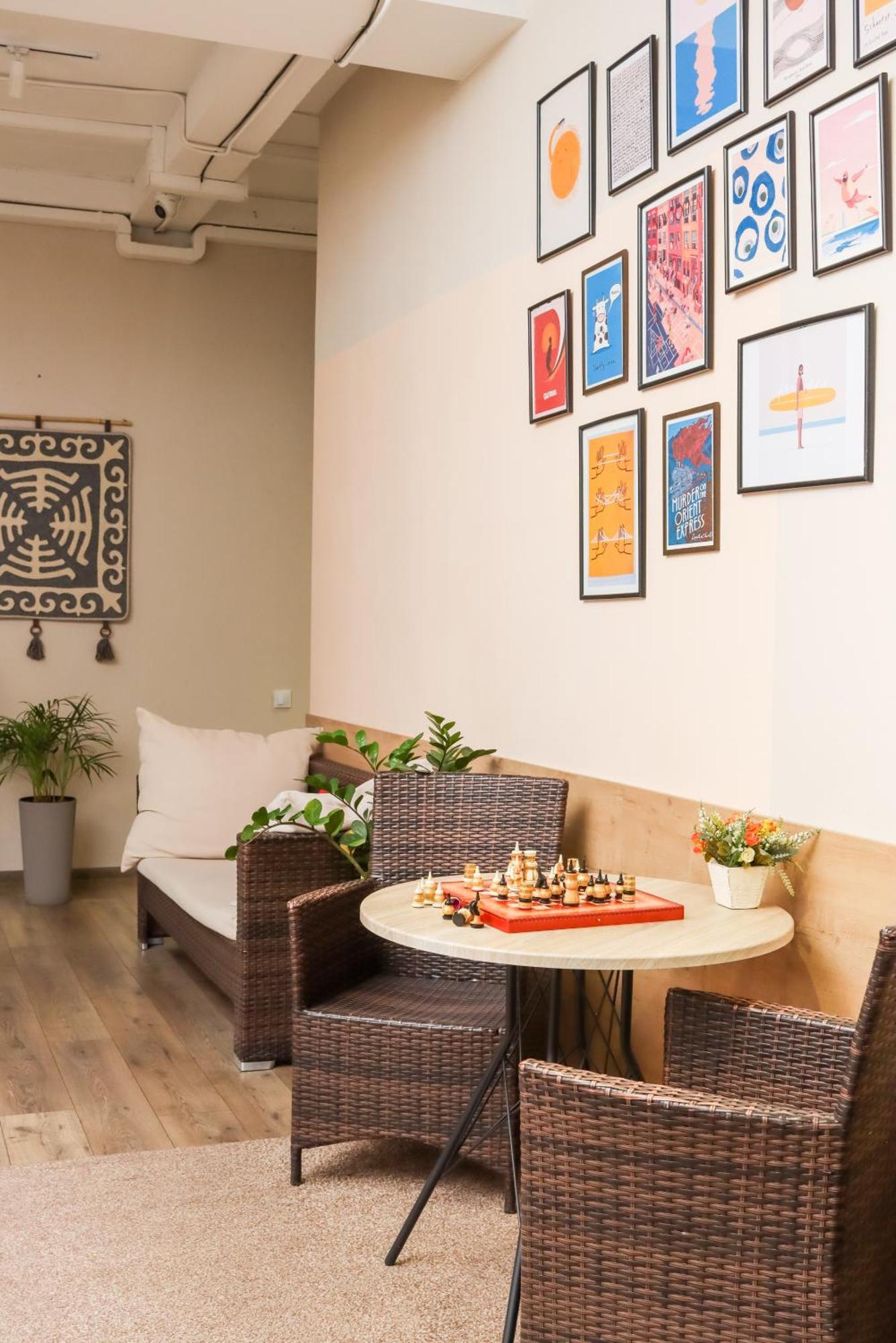 Bodo Hostel Бишкек Екстериор снимка